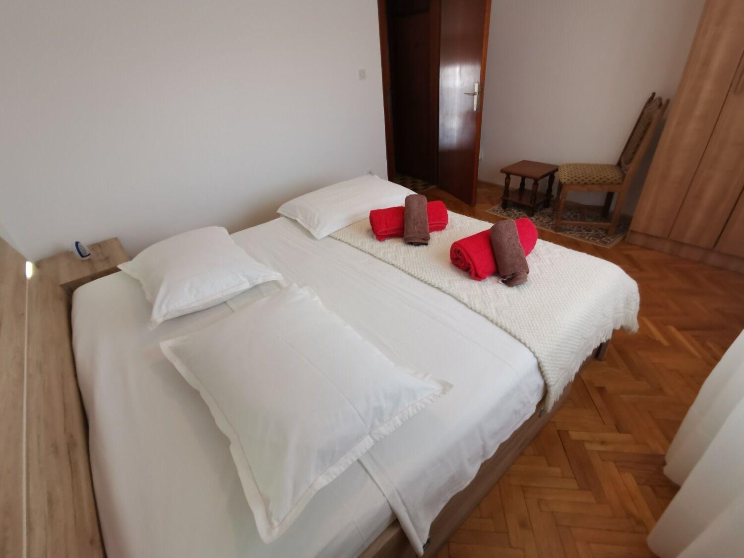 Apartments Srdan Vinišće Exterior foto